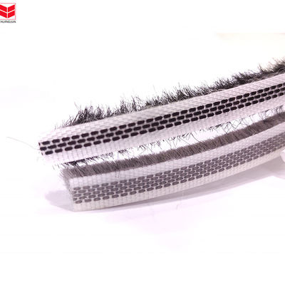 Porte et fenêtres en aluminium Base en silicone sans éclaboussure Porte coulissante en aluminium Fenêtre Température bande de pinceau Sceau pour 50000 mètres
