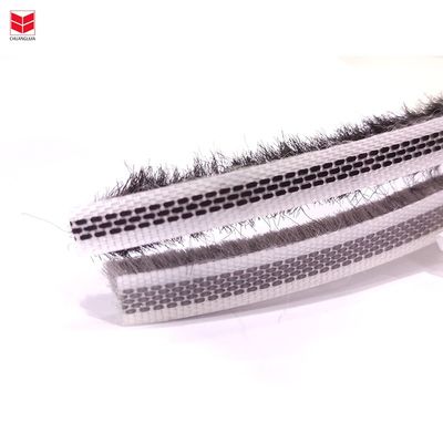 CLJ en laine étanche à l'eau non silicone à bande météo en fourrure gonflée pour porte et fenêtre en aluminium