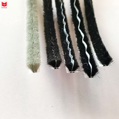 3-50mm Largeur de la nageoire de laine de la pile de fenêtre Tissée de la bande de scellé de la brosse de la pile de la bande météo avec 3-25mm hauteur de la pile et le design moderne