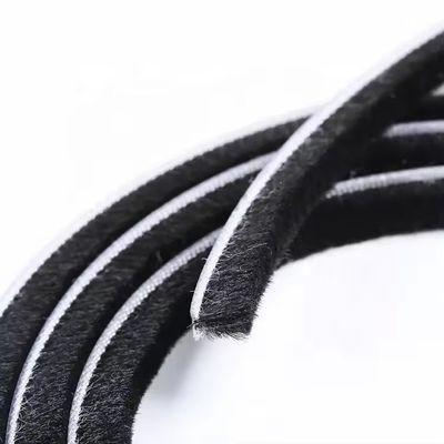 Portes coulissantes Température Décapage en noir/gris/brun/blanc/autres couleurs 100% PP Silicone Polypropylène