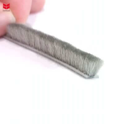 Design moderne 100% PP Multicolore épaisse brosse Météo Pile bandes d'étanchéité pour n'importe quelle taille Style moderne