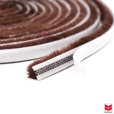 Isolation acoustique d'hôpital bande d'étanchéité en silicone pour porte et fenêtre en aluminium dans un style de design moderne