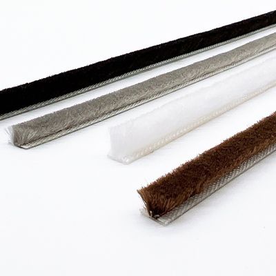ISO9001 2008 certifié excluseur de traction de pile de laine décapage météorologique pour un cadre de fenêtre de porte de conception moderne en 9x5 mm