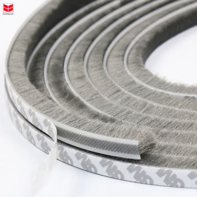 Porte en aluminium et accessoires pour fenêtres en laine en pile à rayures météorologiques brosse pour fermeture de fenêtre avec certificat ISO9001 2008
