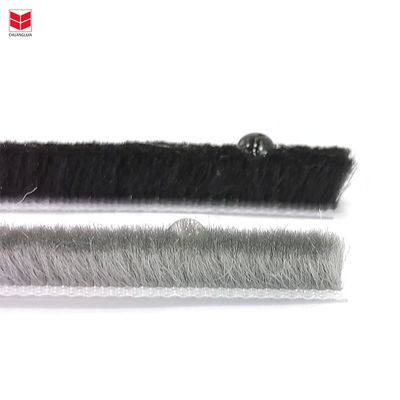 6.8 * 5 / 6 / 7 / 8 pinceau pile bande de jointure pour la porte et la fenêtre conception moderne hauteur de pile 3-25mm largeur 3-50mm