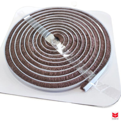 6.8 * 5 / 6 / 7 / 8 pinceau pile bande de jointure pour la porte et la fenêtre conception moderne hauteur de pile 3-25mm largeur 3-50mm