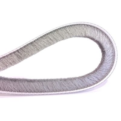 Matériau de fermeture de porte Tissu en pile de laine avec pinceau autoadhésif pour cadre de porte et de fenêtre Bandes météorologiques Certifié ISO9001 2008