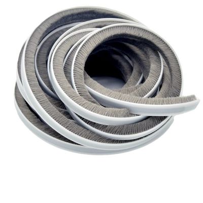 Moderne conception de laine pile auto-adhésif joints pour fenêtre de porte météo décapage de l'excluseur de tirage