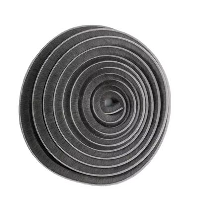 Pinceau de décapage pour fenêtres/portes coulissantes