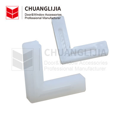 Joints d'angle en plastique de conception moderne pour les accessoires de cadre de fenêtre à écran en aluminium