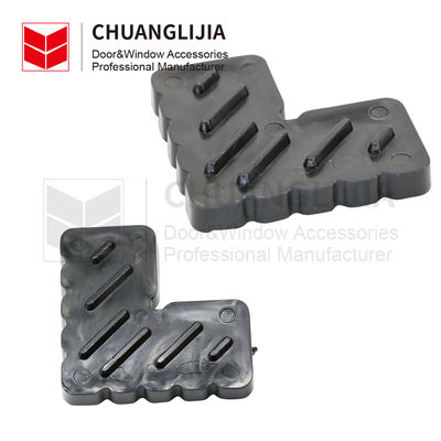 Joints d'angle en plastique de conception moderne pour les accessoires de cadre de fenêtre à écran en aluminium